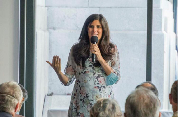 Covid, sindaca di Torino: consiglio a donne incinte, vaccinatevi