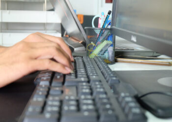 Telelavoro: trovare le motivazioni e le migliori professioni online