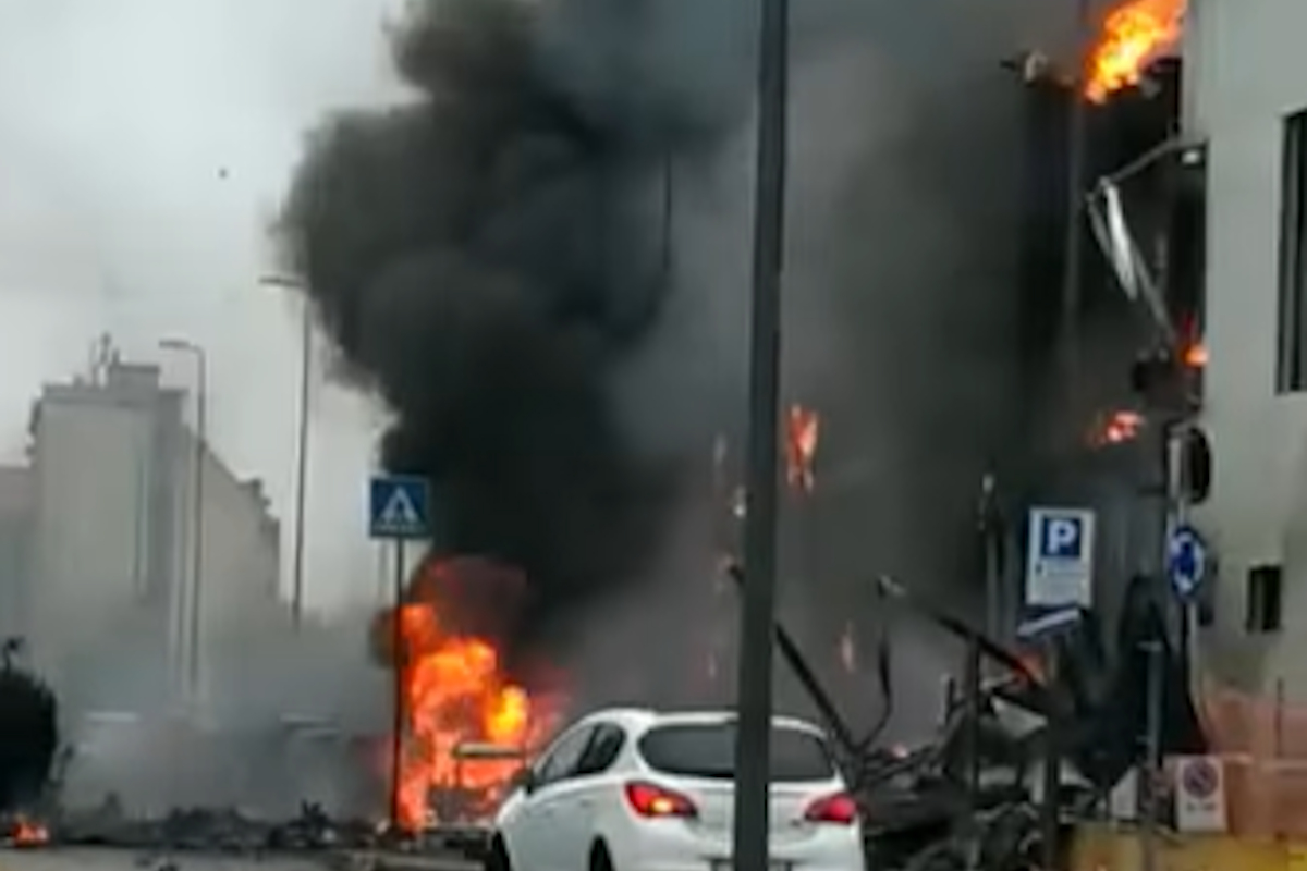 Aereo caduto a Milano, 8 morti tra cui un bambino di 3 anni VIDEO