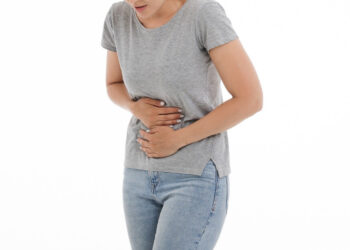 Endometriosi, una malattia invalidante: cos'è, sintomi e cause