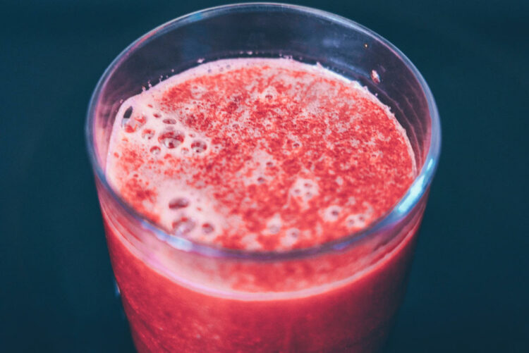 Ipertensione o pressione alta: un bicchiere di questo succo rosso può abbassarla