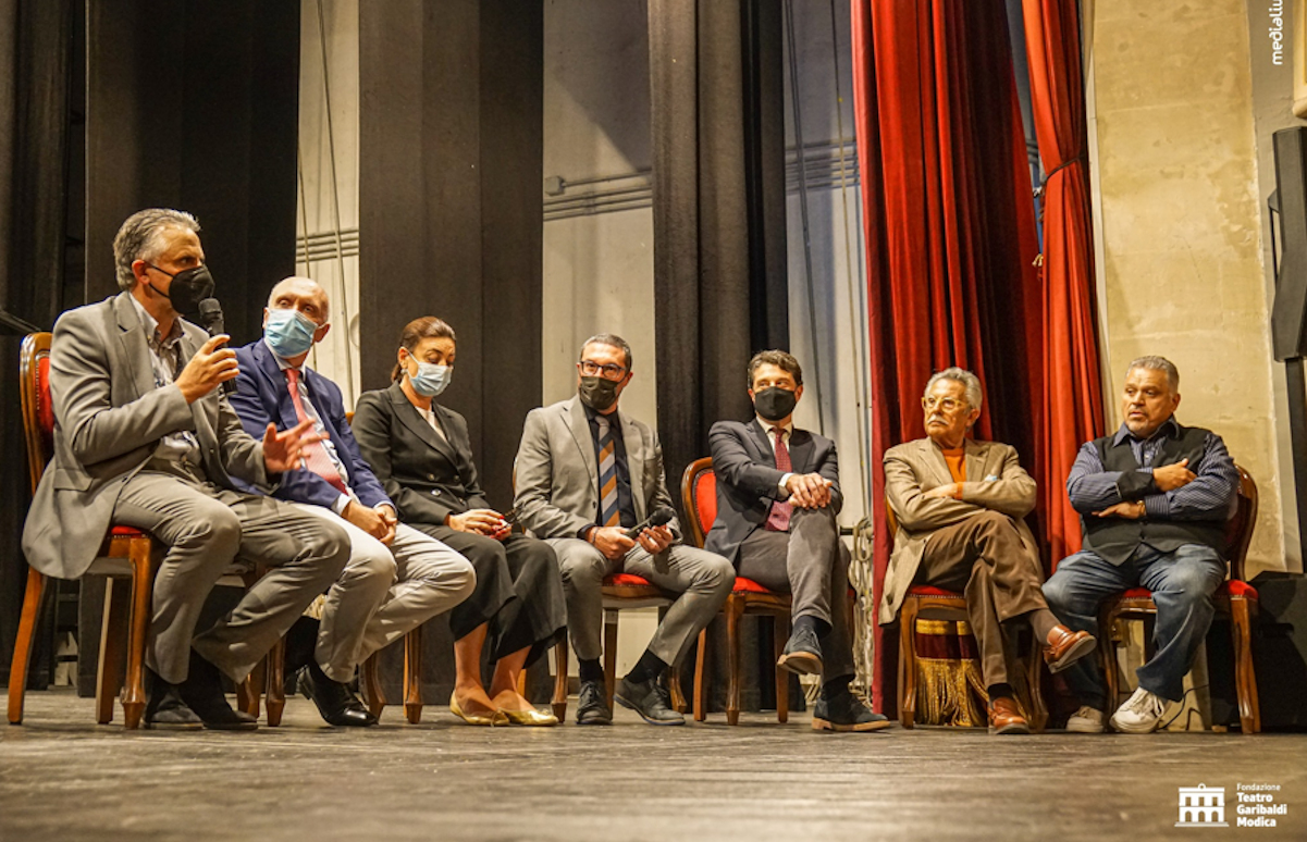 Michele Placido e Paola Gasmann: tra i grandi nomi al Teatro Garibaldi di Modica