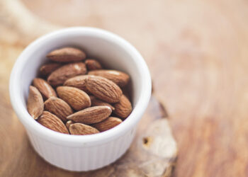 Spuntino dietetico: cosa mangiare e metà mattina e metà pomeriggio