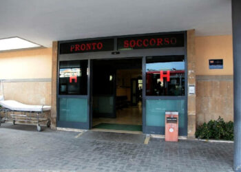 Ragusa, Stefania Campo e Nello Dipasquale: assessore Razza diserta riunione commissione sanità su organici pronto soccorso