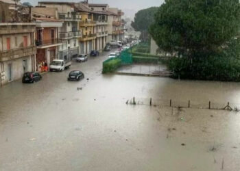 Maltempo a Vittoria: strade allagate come fiumi