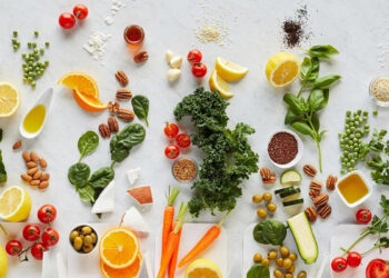 Dieta mima-digiuno contro cancro al seno: pochi zuccheri e proteine e più grassi