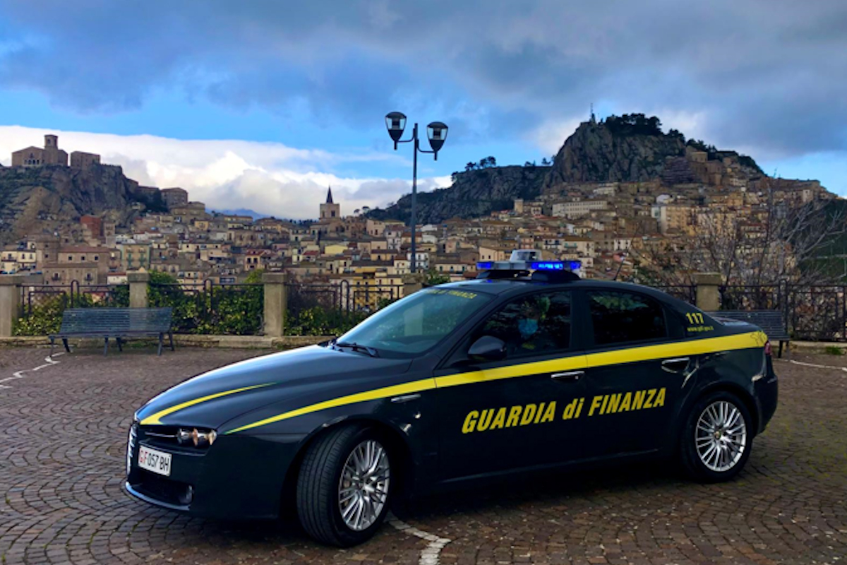 Focolaio Covid dopo festa di compleanno: 7 denunce VIDEO