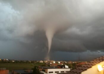 Tromba d'aria a Vittoria: maltempo nel Ragusano
