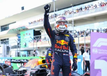 Pole position per Verstappen al Gp di Abu Dhabi