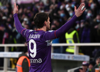 Fiorentina batte Salernitana, doppietta Vlahovic