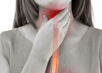 Come curare il mal di gola con il rimedio della nonna che non tutti conoscono