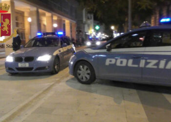 Comiso: armato di coltello oppone resistenza agli Agenti