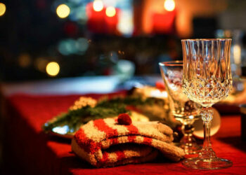 Covid Italia e variante Omicron, tutte le nuove regole del decreto di Natale