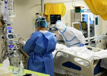 Covid Ragusa, 723 positivi: morta una donna