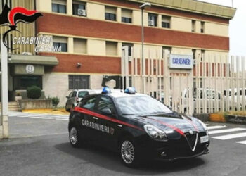 I carabinieri della compagnia di Randazzo hanno multato i titolari di due locali per il mancato rispetto delle norme anticovid.