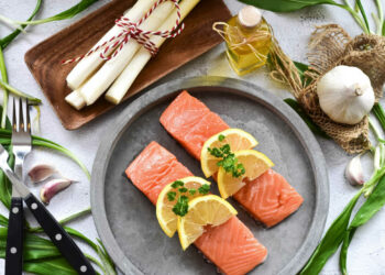 Dieta del salmone, dimagrisci in salute: Omega 3 e vitamina D