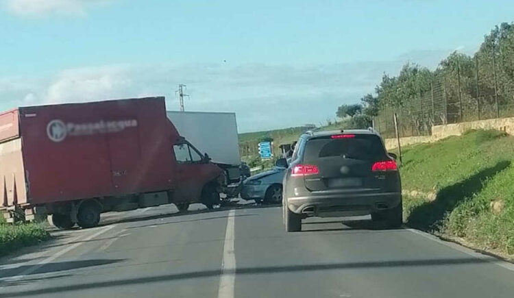 Incidente stradale Vittoria: 2 feriti