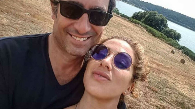 La compagna di Paolo Calissano trovato morto in casa: siete degli sciacalli