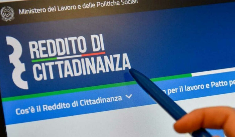 Manovra 2022 e reddito di cittadinanza: ecco cosa cambia e quando si perde