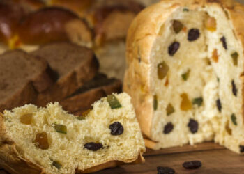 Natale, nutrizionista: sì a frutta secca ma attenzione a scegliere tra pasta e panettone