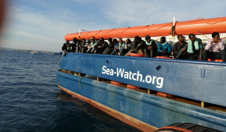 Porto Pozzallo, in arrivo 440 migranti della Sea Watch3