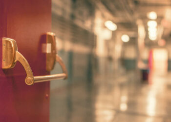 Siracusa, morte cerebrale per 17 colpito alla testa a Noto