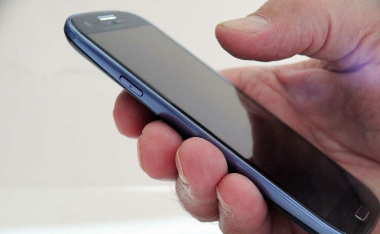Telefonini down a Scicli, impossibile fare o ricevere chiamate: è assurdo
