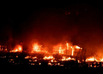 Usa, incendi in Colorado: evacuazioni e centinaia di case distrutte