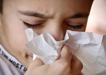 Variante Omicron: attenzione a questi 5 sintomi