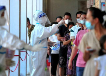 Covid, picco di nuovi contagi in Cina