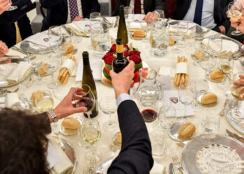 Covid Ragusa, 1304 positivi, 30 ricoverati e un morto: boom di contagi dopo Natale