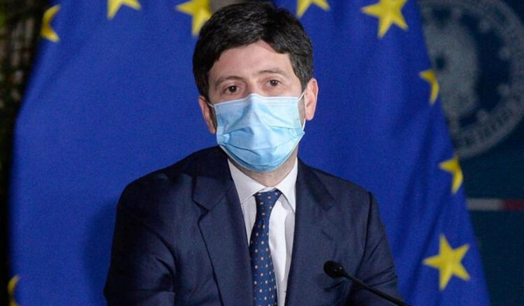 Covid, Speranza: siamo in piena pandemia Covid