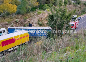 Incidente sulla Modica Pozzallo, un morto e 4 feriti: muore 44enne modicano FOTO E VIDEO
