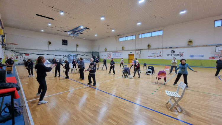 Stimolazione cognitiva, musicoterapia e attività motoria contro Alzheimer