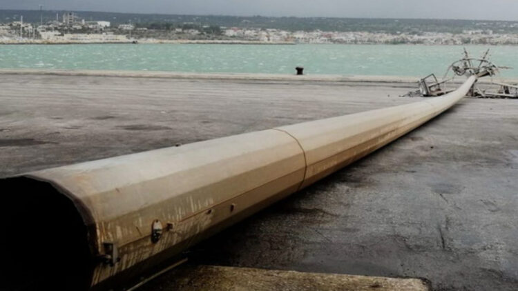 Caduta torre faro al porto di Pozzallo, sindaco: tempo scaduto