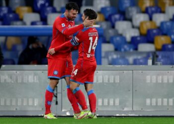 Il Napoli batte di misura la Samp, decide Petagna