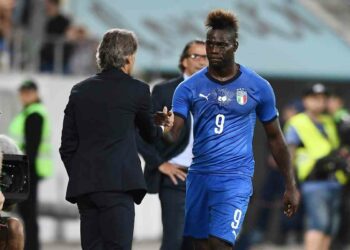 Mancini chiama 35 giocatori per lo stage, torna Balotelli