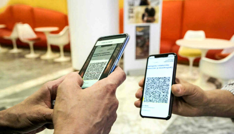 A febbraio nuove regole, multe e green pass nei negozi: ecco cosa cambia