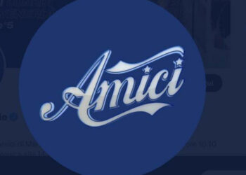 Amici, salta puntata domenica 30 gennaio: ballerini positivi a Covid