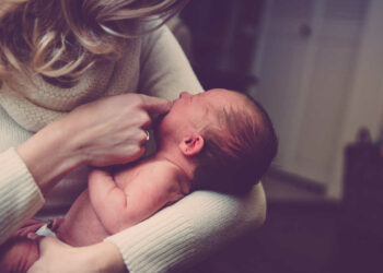 Bonus mamme 2025, guida completa ai nuovi aiuti per le famiglie: ecco cosa sapere