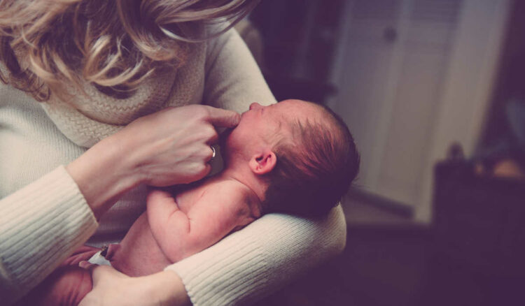 Bonus mamme 2025, guida completa ai nuovi aiuti per le famiglie: ecco cosa sapere