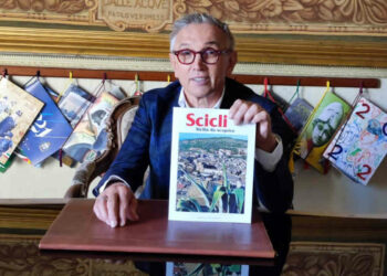Bruno Barbieri a Scicli, gira la trasmissione 4 Hotel. Bruno Barbieri si è detto abbagliato dalla bellezza di Scicli.