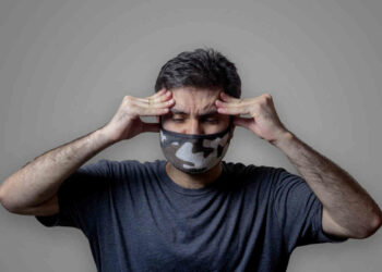 Come capire se si è positivi alla Variante Omicron o alla variante Delta: sintomi