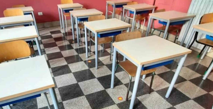 Covid, Musumeci: nessuna difficoltà a riaprire le scuole il 10 gennaio ma solo se calano i contagi