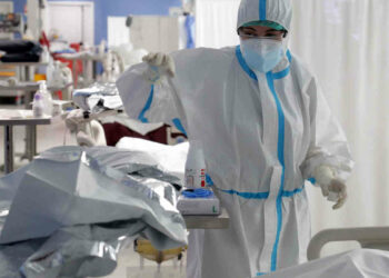 Covid Ragusa, 6.974 positivi e 73 ricoverati: morte due donne in ospedale