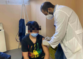 Covid Ragusa, terza dose booster per target 12-15 anni: da oggi le prenotazioni per la vaccinazione dei giovani che hanno completato il ciclo primario