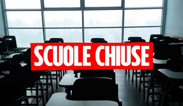 Covid Sicilia, scuole chiuse fino a mercoledì