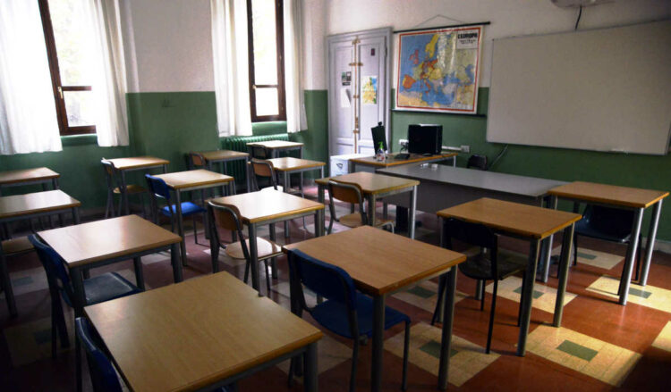 Covid e scuola, le regole per la quarantena e le date del rientro