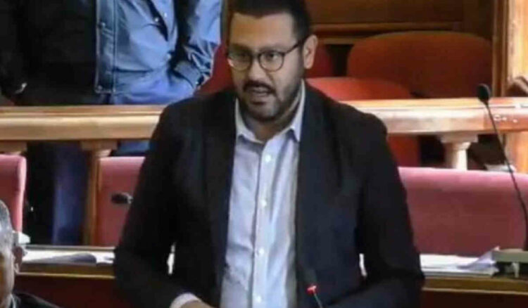 Covid scuola, Gurrieri al sindaco di Ragusa: si adoperi per la Dad, contagi vertiginosi