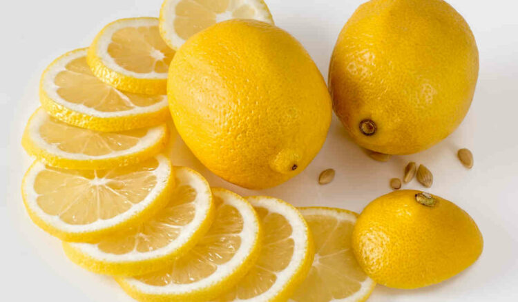 Dieta del limone, come dimagrire pancia e fianchi